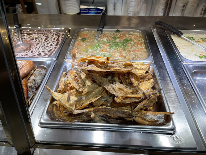 Daniela's Kitchenette (Inside of Fresh Catch Market)