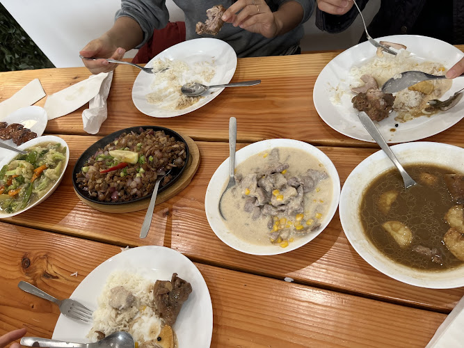 Kusinera Traditional Filipino Cuisine