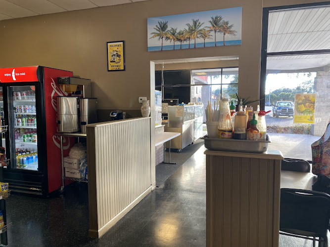 Lola's Filipino Cafe & Mini Store